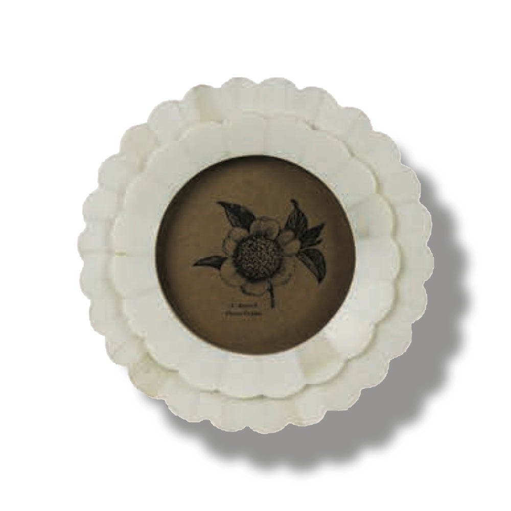 Petal Round Frame - White